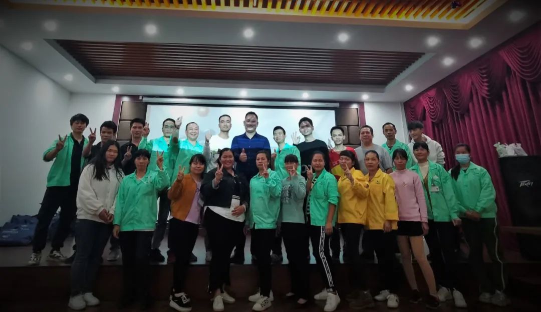 岁末将至·顺问冬安|金年会产业园冬月员工生日会欢庆同贺